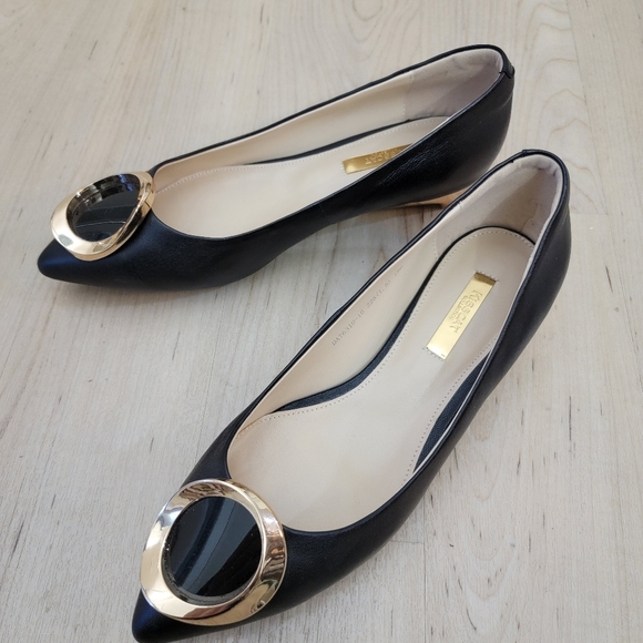 Flats - Picture 2 of 5